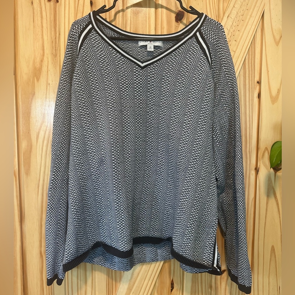Vintage Tommy Hilfiger sweater